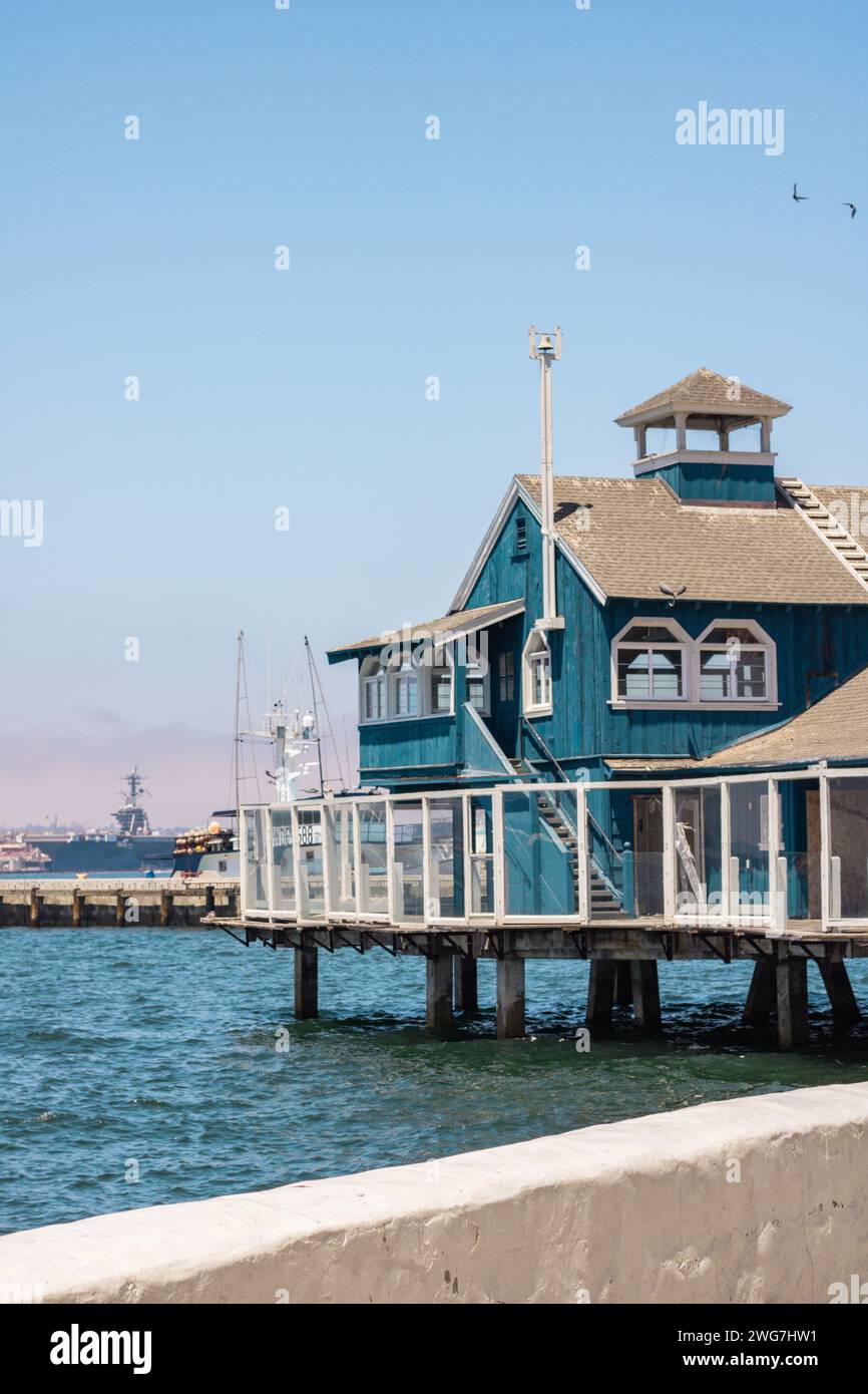 Un San Diego Pier Cafe maintenant fermé dans Seaport Village Banque D'Images