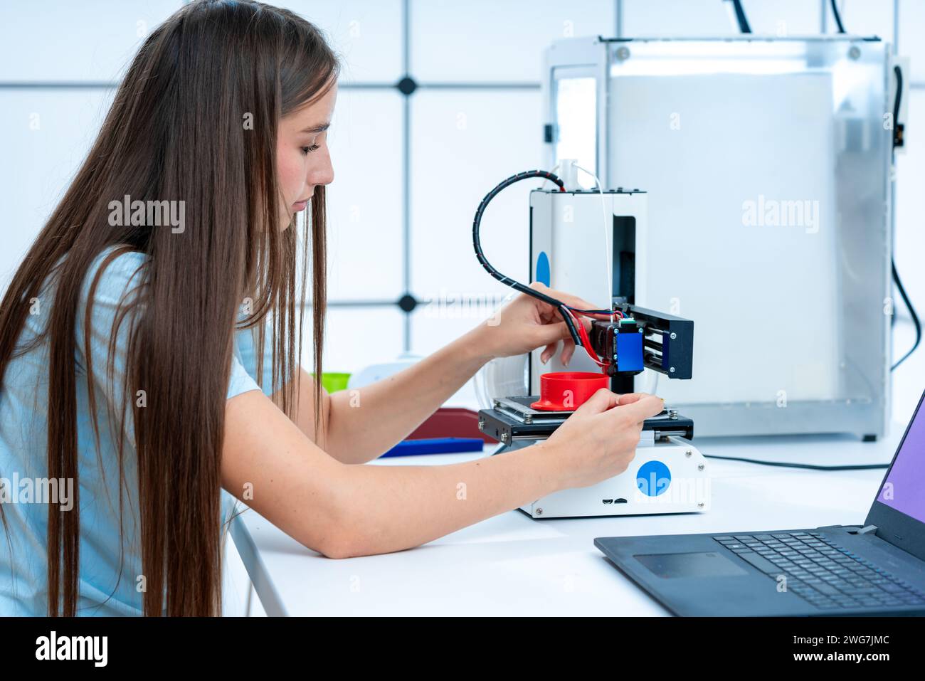 Physique des particules : l'impression 3D permet de produire des modèles et des représentations d'accélérateurs de particules, de détecteurs et d'interactions de particules Banque D'Images