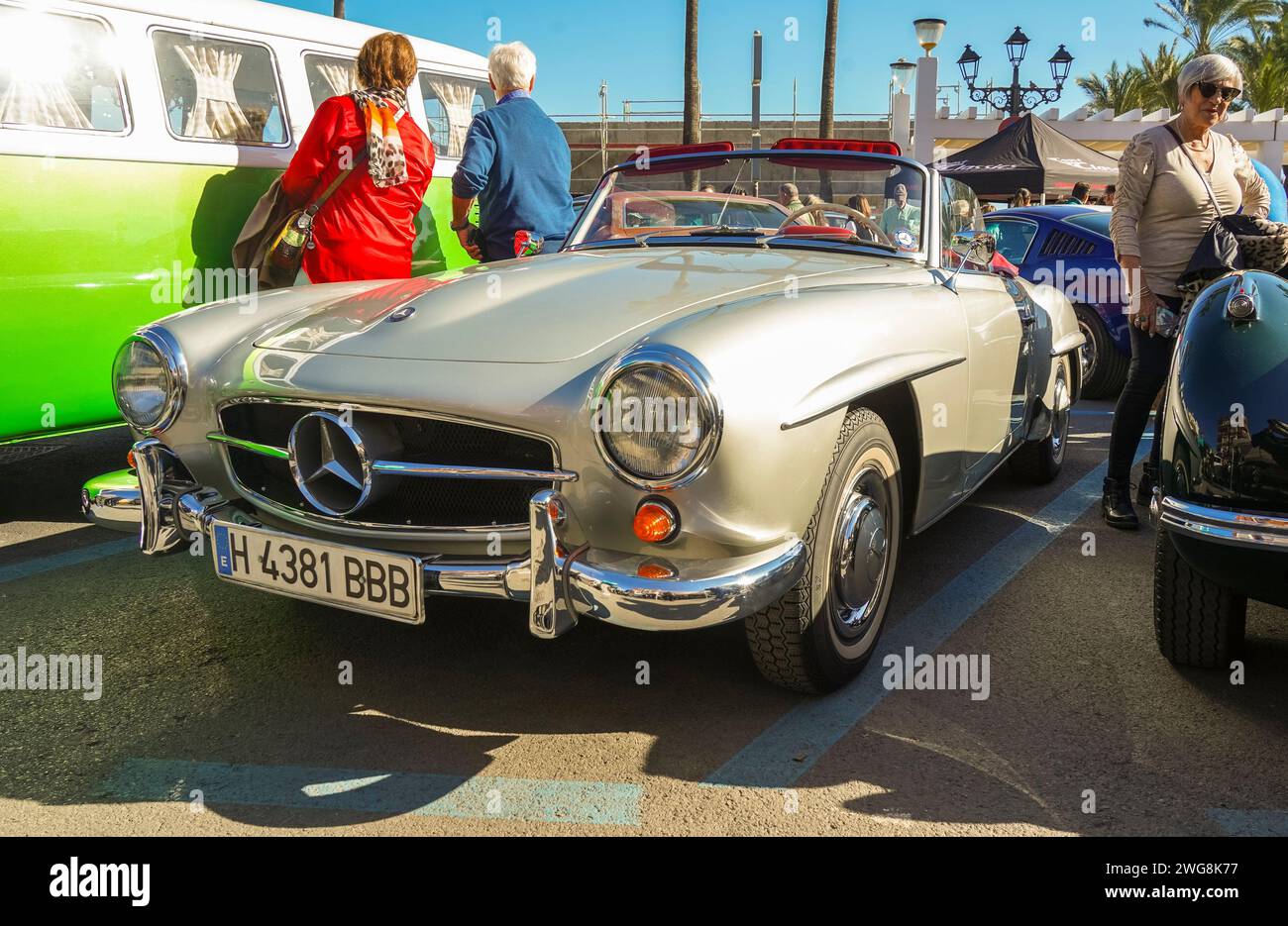 Mercedes-Benz 300SL voiture classique à l'exposition Rockin Race Jamboree festival 2024, rockabillies, Torremolinos, Espagne. Banque D'Images