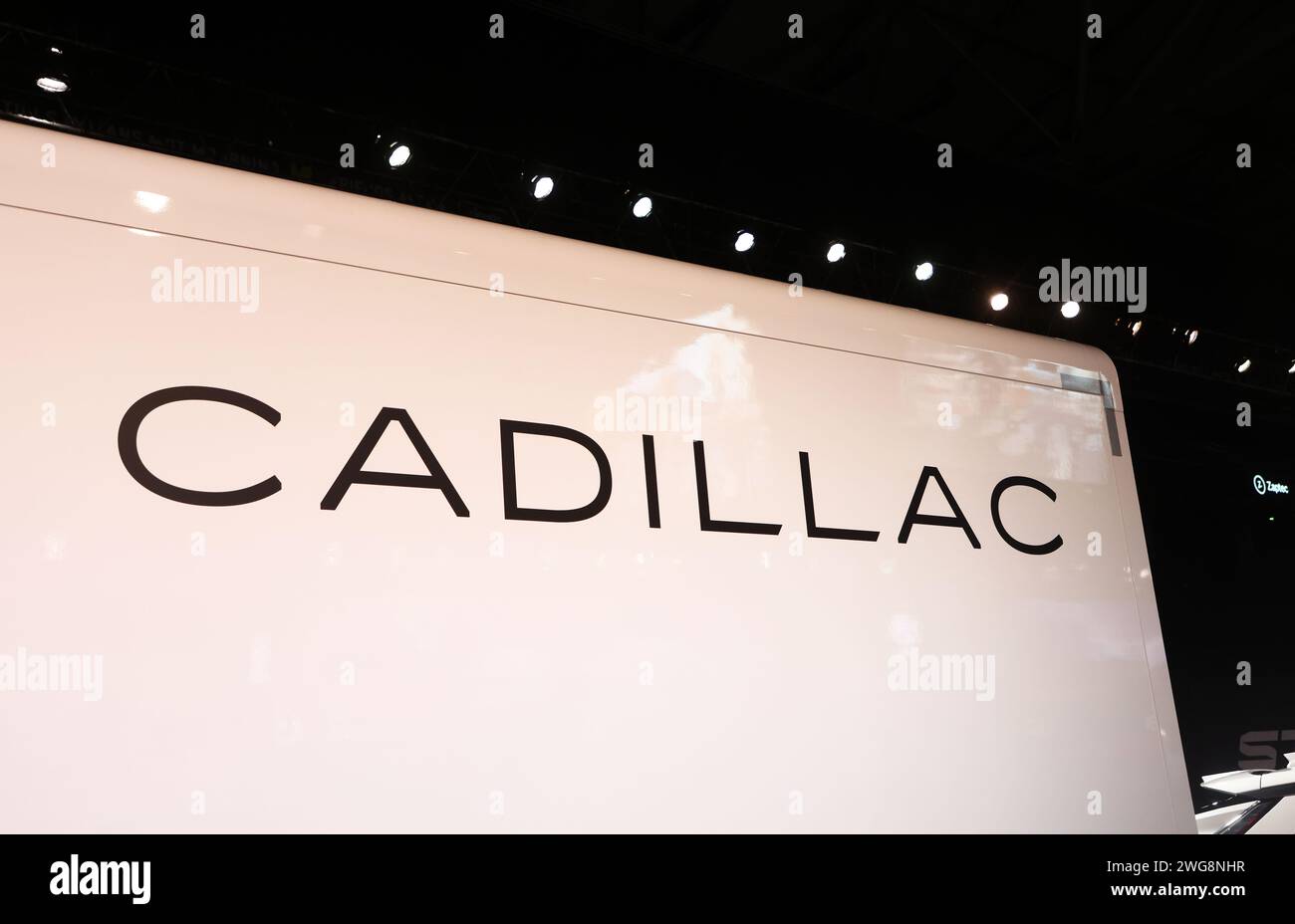 Logo Cadillac lors de la projection de presse vendredi lors du plus grand salon européen de la voiture électrique, eCarExpo, à l'aréna Friends à Stockholm, en Suède. Banque D'Images