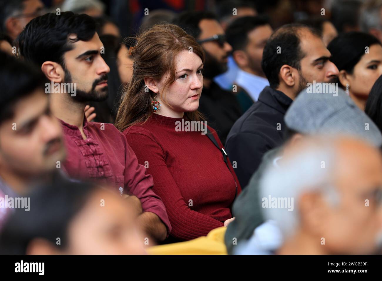 Jaipur, Inde. 03 février 2024. Les visiteurs assisteront au Festival littéraire de Jaipur à Jaipur, Rajasthan, Inde, le 3 février 2024. (Photo de Vishal Bhatnagar/NurPhoto) crédit : NurPhoto SRL/Alamy Live News Banque D'Images