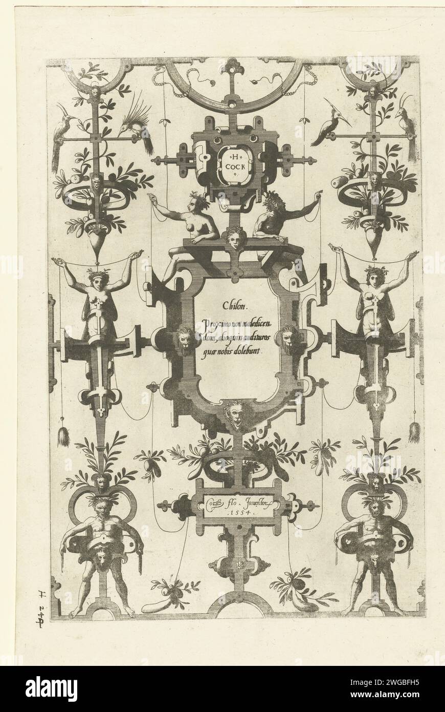 Cartouche avec texte de Chilo, 1558 - 1630 print cartouche avec texte de Chilo entre deux candélabres, composé de rouler avec un sater, un Herme et un vase avec des fleurs. Appartient à une série de 6 magazines. Pays-Bas (peut-être) gravure sur papier Banque D'Images