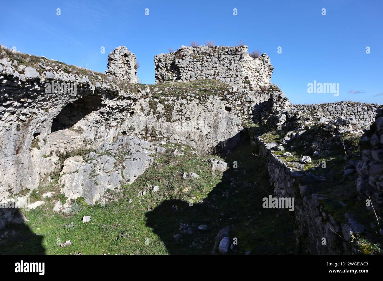 Civita Superiore - Scorcio dei resti del castello medievale Banque D'Images