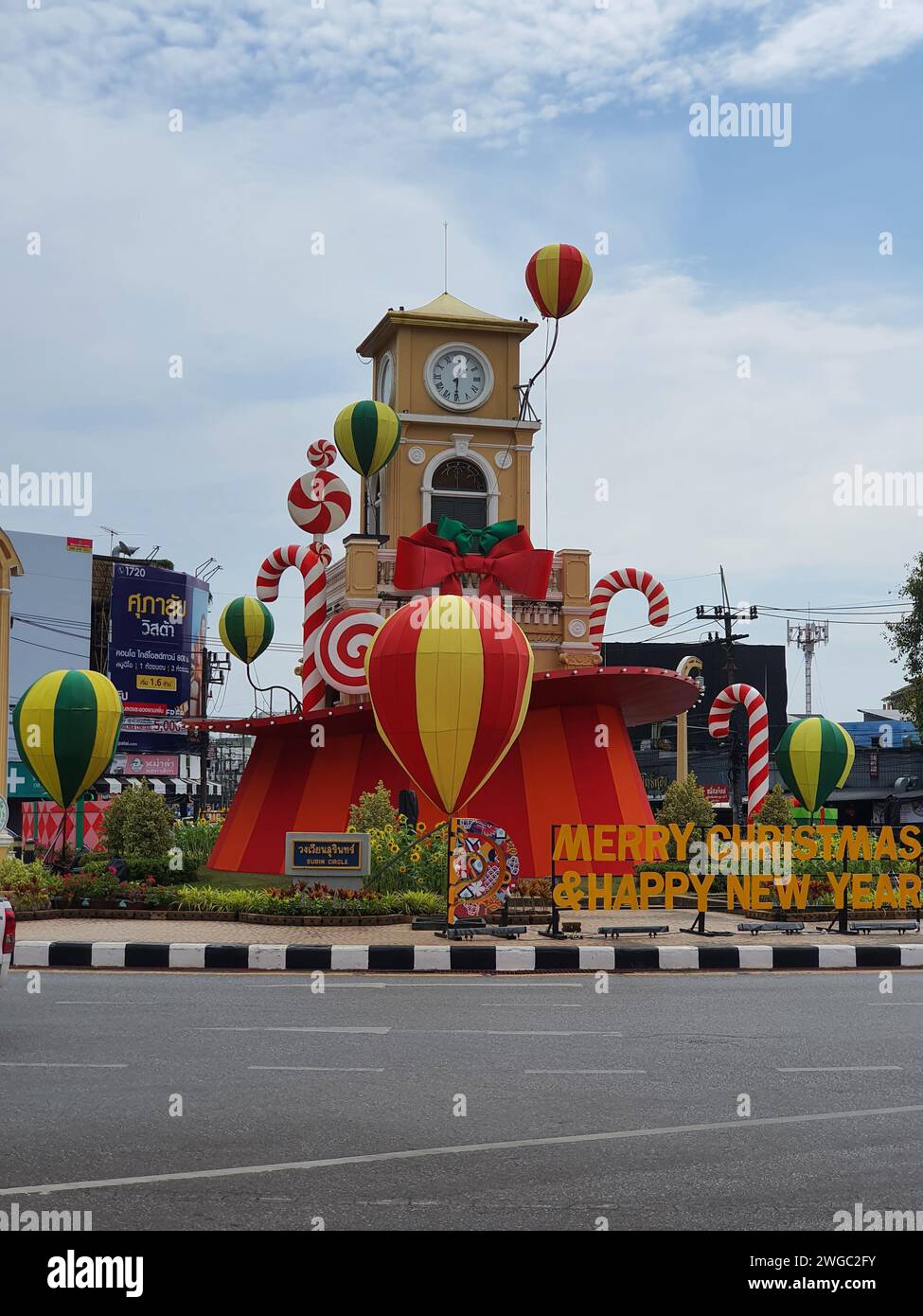 Phuket, Thaïlande - 28 décembre 2023 : monument de construction ancienne, bâtiments jaunes dans la vieille ville de Phuket en Thaïlande. Région de la vieille ville de Phuket. Banque D'Images