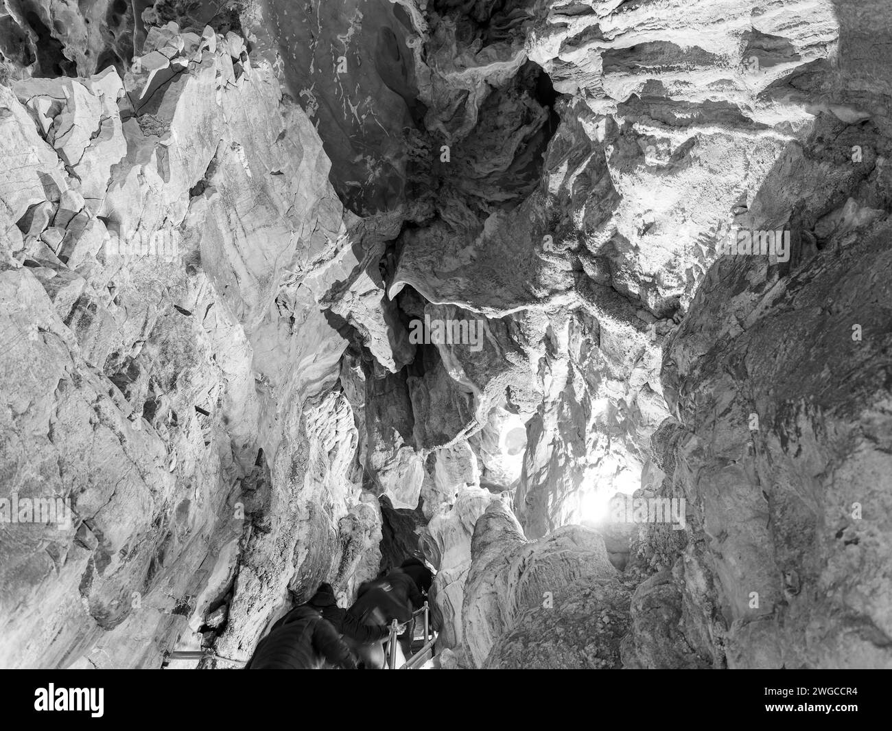 Grotte de Las Güixas, Villanúa, Pyrénées, Huesca, Aragon, Espagne. Grotte qui peut être visitée à Villanua Banque D'Images