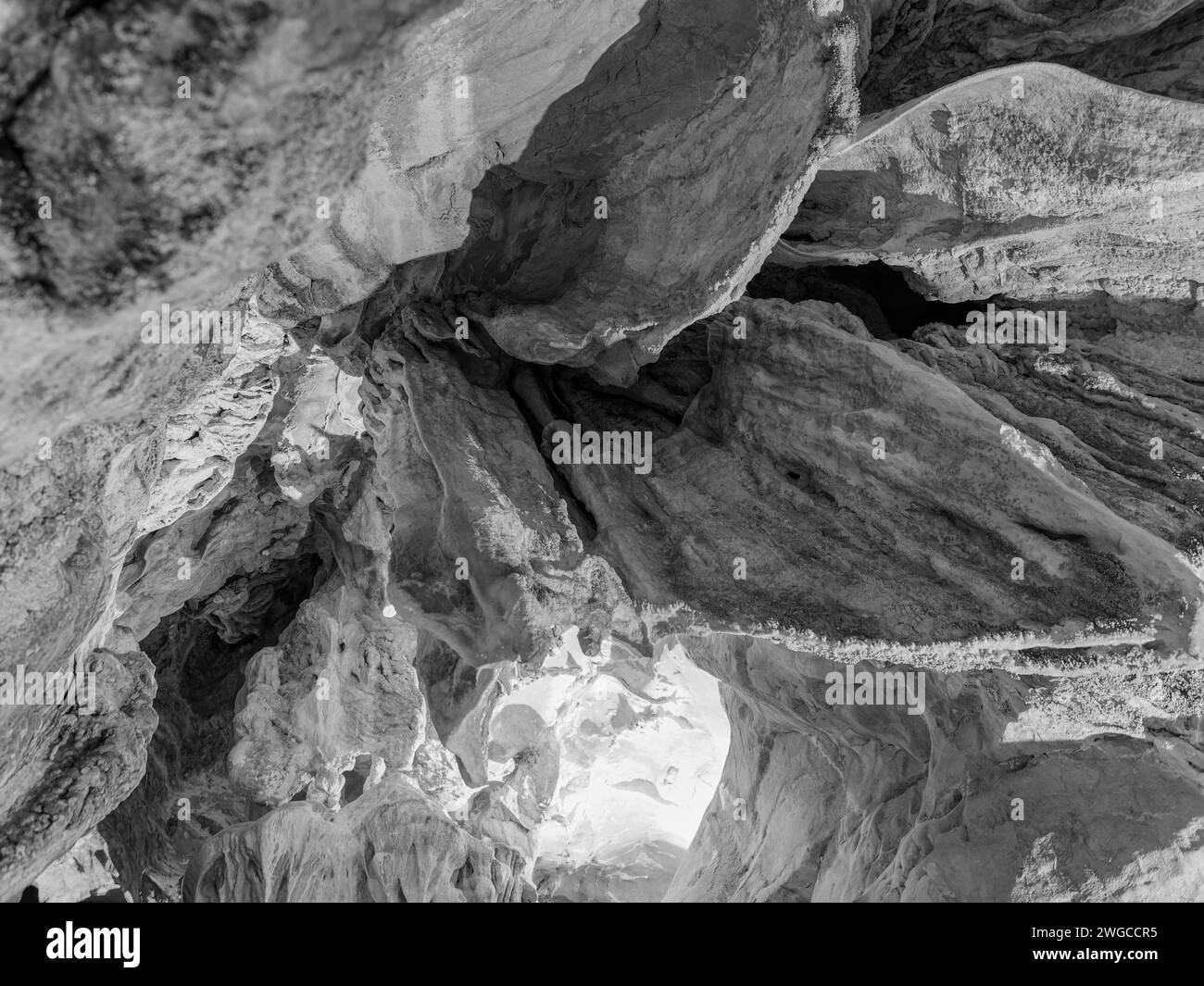 Grotte de Las Güixas, Villanúa, Pyrénées, Huesca, Aragon, Espagne. Grotte qui peut être visitée à Villanua Banque D'Images