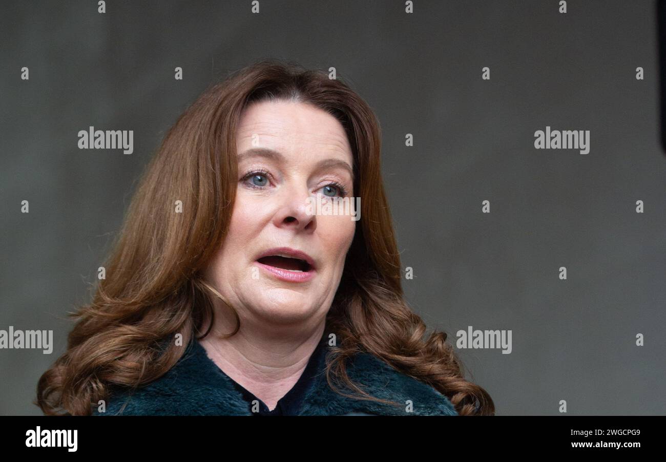 Londres, Royaume-Uni. Février 04 2024. Secrétaire d'État à l'éducation Gillian Keegan est vu à la BBC alors qu'elle participe dimanche à Laura Kuenssberg show.Credit : Tayfun Salci / Alamy Live News Banque D'Images