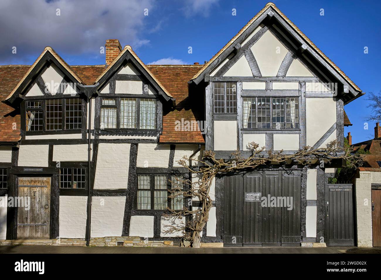 Vieille ville de Croft Stratford-upon-Avon. Maison de ville Tudor du 16ème siècle à pans de bois dans le quartier de la vieille ville. Angleterre Royaume-Uni Banque D'Images