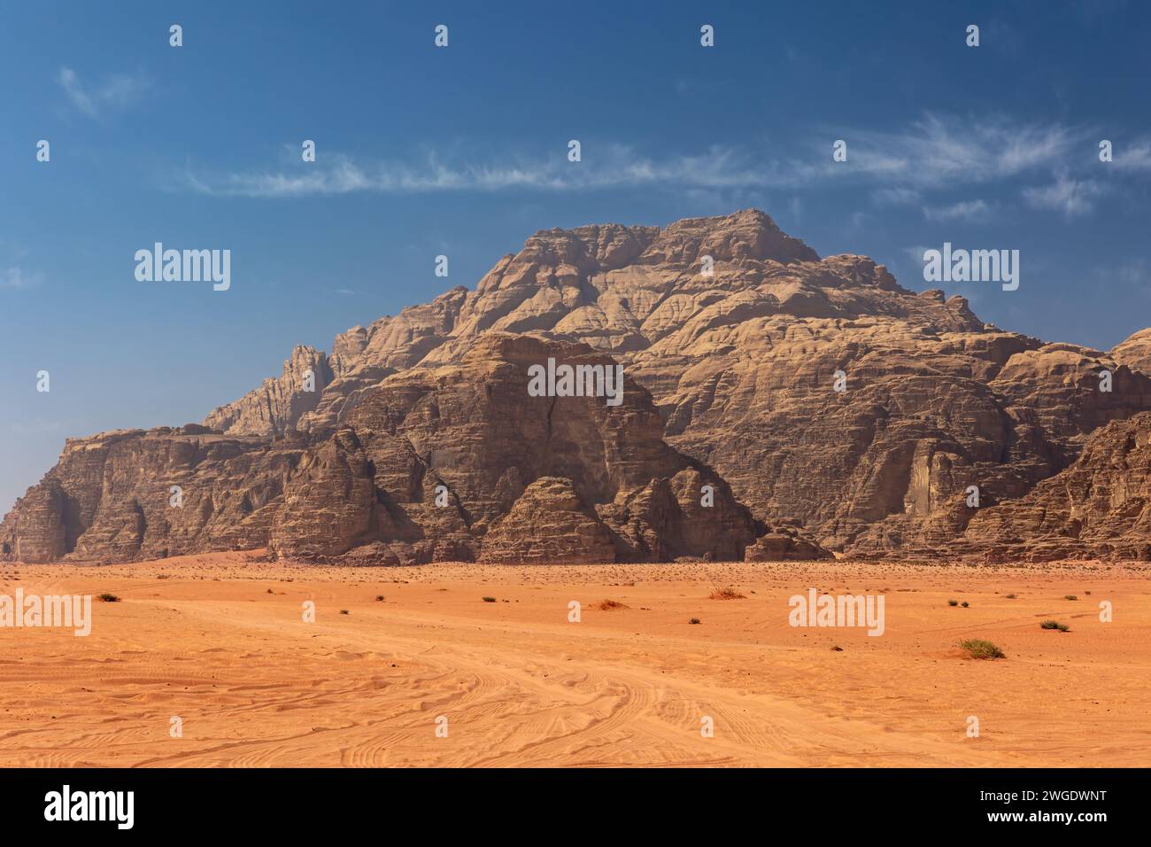Paysage désertique de Wadi Rum. Jordanie. Horizontalement. Banque D'Images