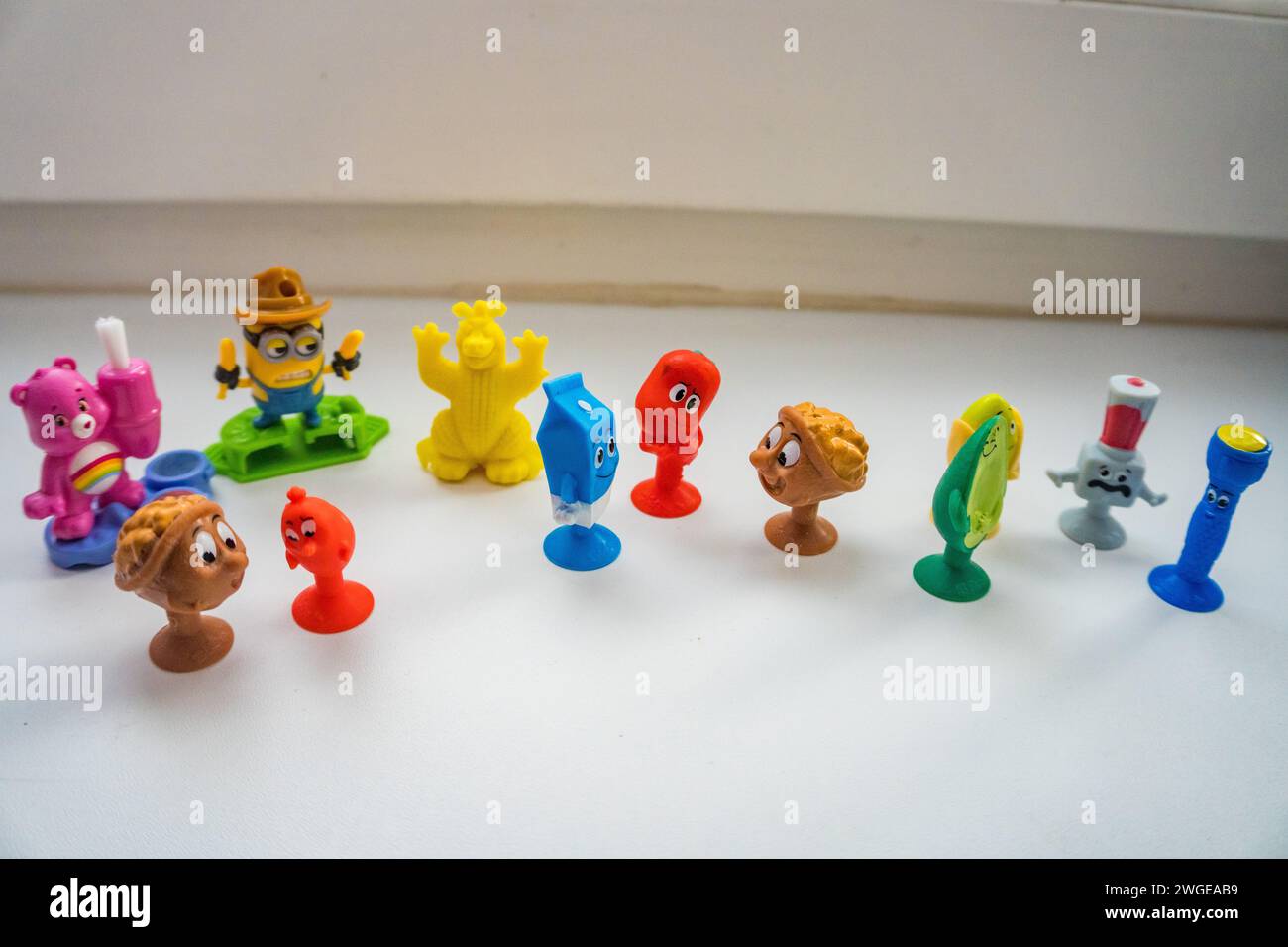 stikeez. Gros plan d'une figurine de jouets autocollants. Faible profondeur de champ. Banque D'Images