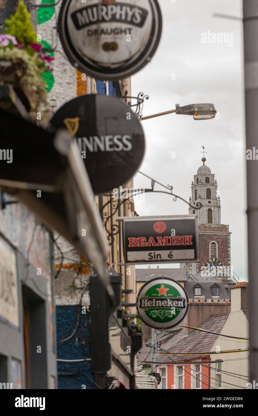 Cloches de Shandon et Tour de l'église Sainte-Anne. Cork, irlande. église en activité du xviiie siècle avec une tour emblématique, ouverte pour une vue sur la ville et la chance de sonner le b. Banque D'Images