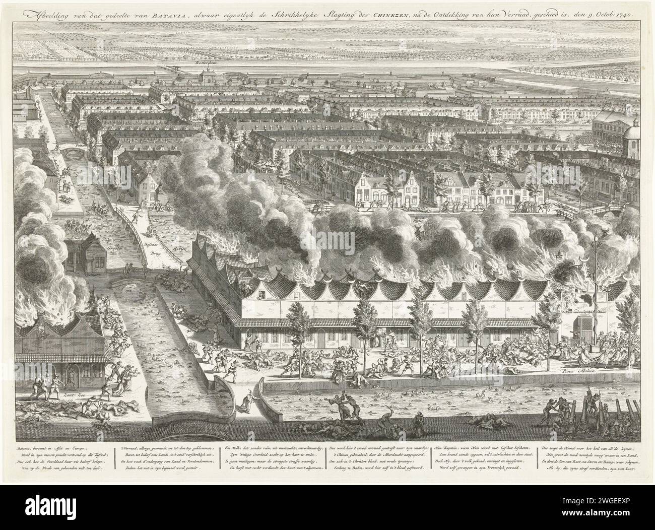 Meurtre de Chinois à Batavia, 1740, 1740 imprimer le meurtre de masse des Chinois par les Néerlandais dans le district chinois de Batavia, après la découverte de la trahison présumée, le 9 octobre 1740. Les rues et les canaux regorgent de corps de Chinois assassinés. Au premier plan, le bloc d'habitation chinois est en feu, à droite le tir avec des canons de la maison du capitaine chinois sur le canal ruea malaca marqué par le poteau avec le tuyau ; le capitaine qui tente de fuir en vêtements de femmes est emprisonné. Avec légende un verset en six colonnes. Nord des pays-Bas satin gravure / gravure massa Banque D'Images