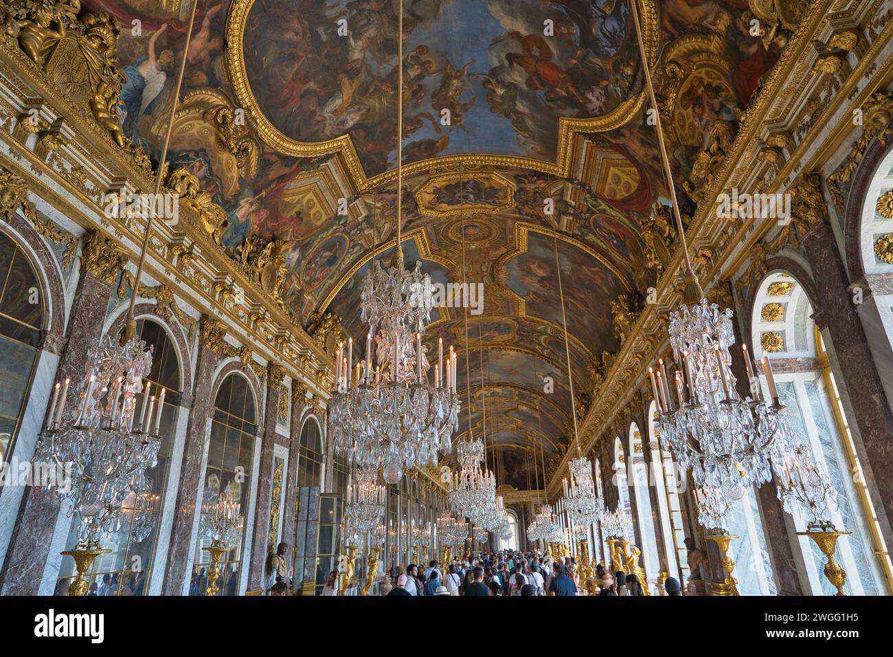 Château de Versailles, Versailles, France, 08.18.2023 Hall des miroirs décoratif, plafond, architecture 3 Banque D'Images