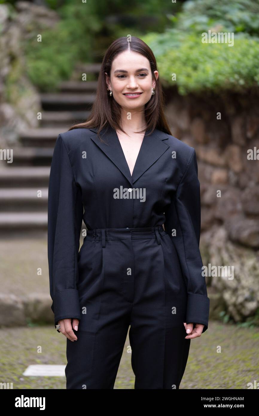 Rome, Italie, le 5 février 2024 - Lily James assiste à l'appel photo pour le film 'Finalmente l'Alba' à l'Hôtel de Russie à Rome. Crédits : Luigi de PompeisAlamy Live News Banque D'Images