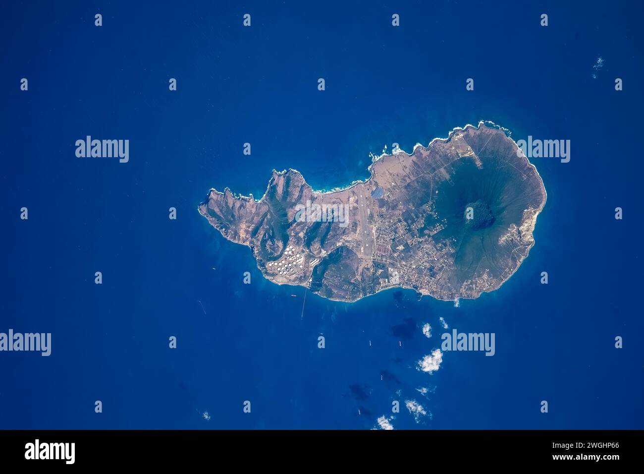 Vue aérienne satellite d'une île inconnue d'Anguilla Monserrat Dominique Banque D'Images