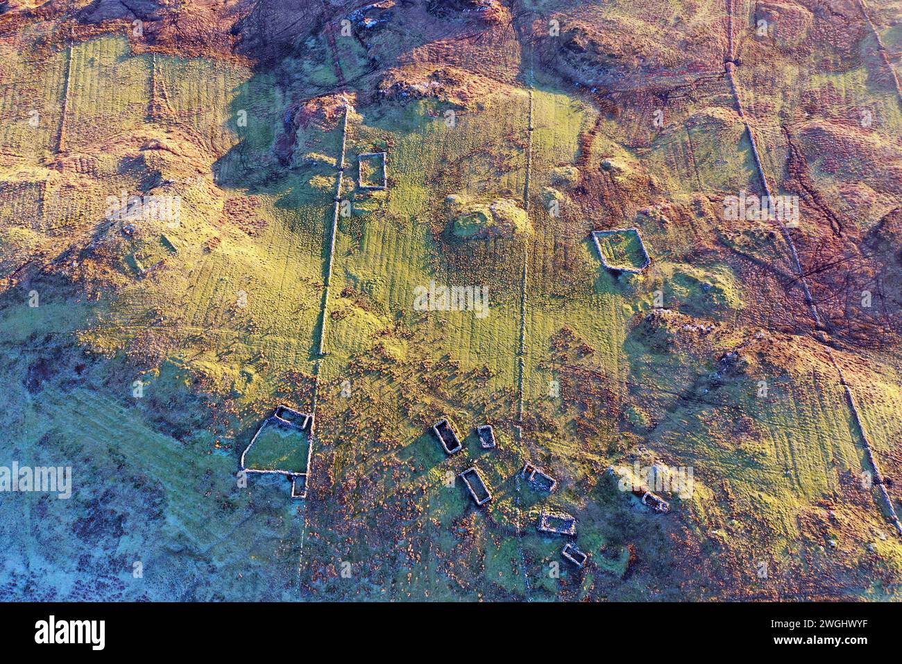 Vue aérienne de Shiaba, une colonie, sur l'île de Mull, abandonnée lors des défrichements des hautes terres Banque D'Images