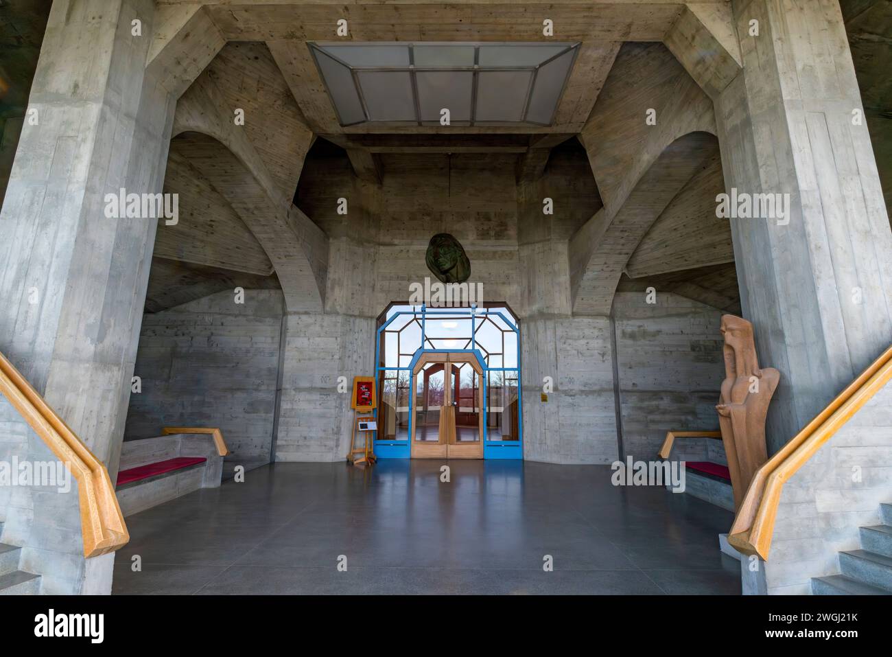 Intérieur du second Goetheanum, centre mondial du mouvement anthroposophique. Bâtiment conçu par Rudolf Steiner, situé au sommet de la colline Banque D'Images