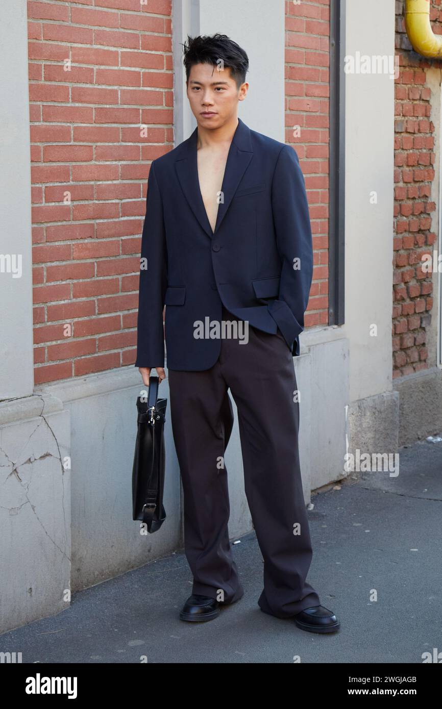 MILAN, ITALIE - 13 JANVIER 2024 : Cheng Chang Fan avant le défilé de mode Fendi, dans le style de la semaine de la mode de Milan Banque D'Images