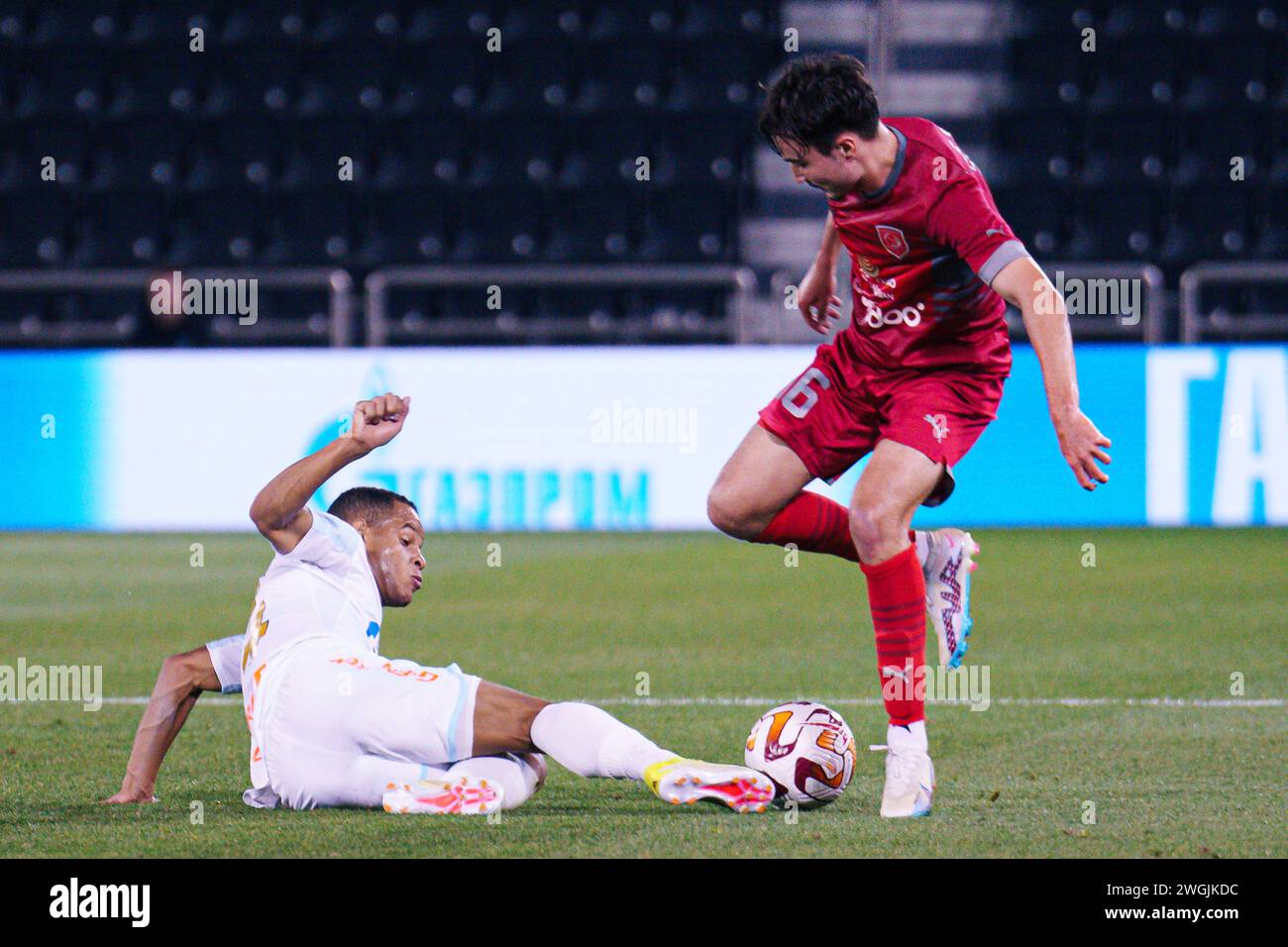 Doha, Qatar. 5 février 2024. Al-Duhail SC VS Zenit FC：tournoi amical de LA COUPE DE L'ÉGALITÉ au stade Jassim bin Hamad. Crédit : Meng Gao/Alamy Live News Banque D'Images