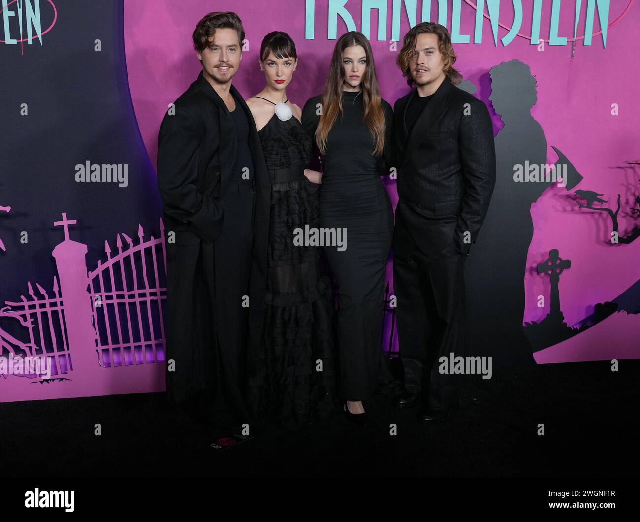 Los Angeles, États-Unis. 05th Feb, 2024. (De gauche à droite) Cole Sprouse, Ari Fournier, Barbara Palvin et Dylan Sprouse au Focus Features' LISA FRANKENSTEIN Los Angeles Special projection tenue au Hollywood Athletic Club à Hollywood, CA le lundi 5 février 2024. (Photo de Sthanlee B. Mirador/Sipa USA) crédit : Sipa USA/Alamy Live News Banque D'Images