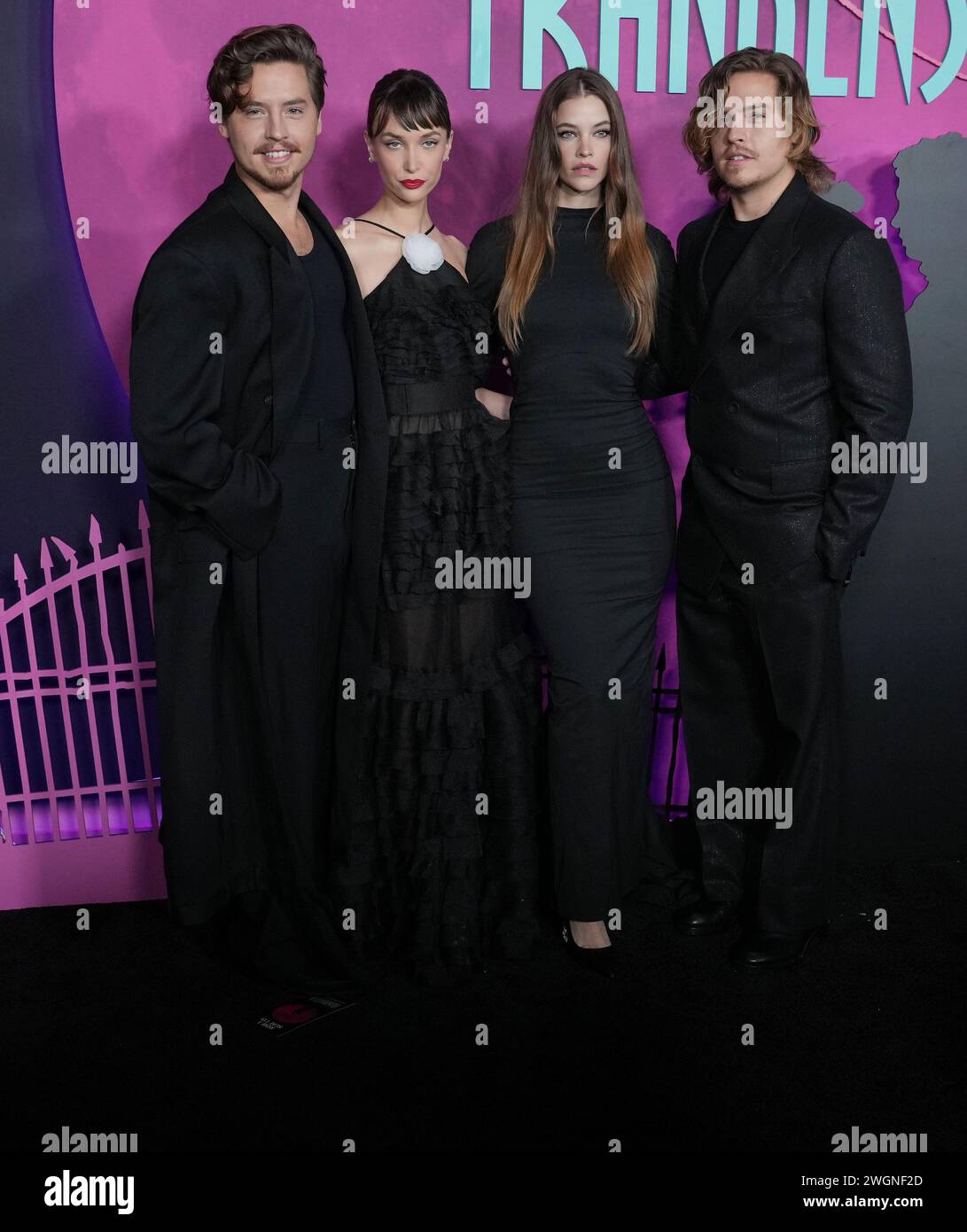 Los Angeles, États-Unis. 05th Feb, 2024. (De gauche à droite) Cole Sprouse, Ari Fournier, Barbara Palvin et Dylan Sprouse au Focus Features' LISA FRANKENSTEIN Los Angeles Special projection tenue au Hollywood Athletic Club à Hollywood, CA le lundi 5 février 2024. (Photo de Sthanlee B. Mirador/Sipa USA) crédit : Sipa USA/Alamy Live News Banque D'Images