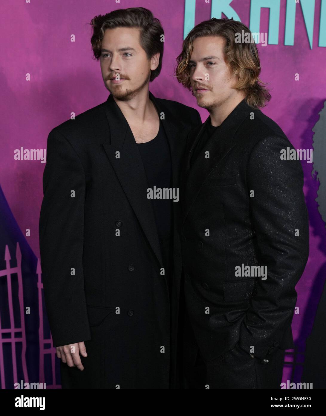 Los Angeles, États-Unis. 05th Feb, 2024. (G-d) Cole Sprouse et Dylan Sprouse au Focus Features' LISA FRANKENSTEIN Los Angeles projection spéciale tenue au Hollywood Athletic Club à Hollywood, CA le lundi, ?février 5, 2024. (Photo de Sthanlee B. Mirador/Sipa USA) crédit : Sipa USA/Alamy Live News Banque D'Images