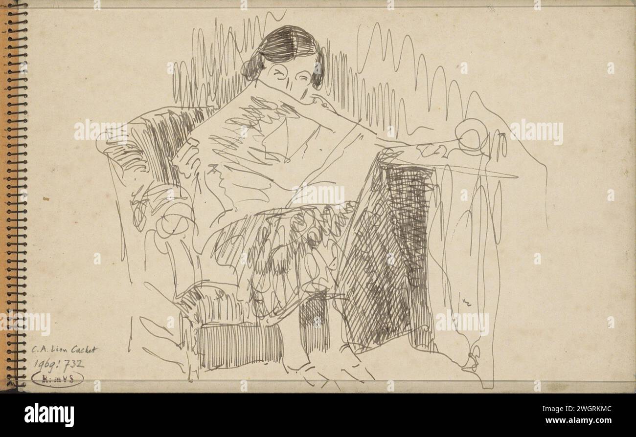 Femme lisant un journal dans un fauteuil, c. 1930 page 1 recto d'un carnet de croquis avec 14 feuilles. papier. chaise pour stylo encreur. journal, feuille de nouvelles. lecture. figure assise (+ femme adulte (être humain)) Banque D'Images