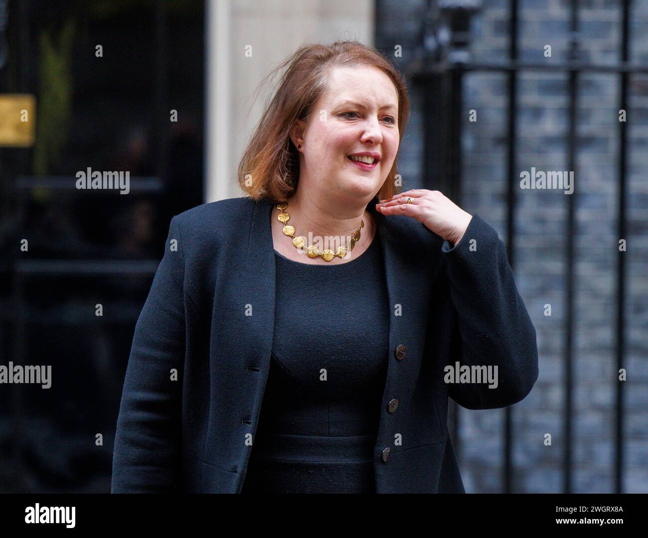 Londres, Royaume-Uni. 6 février 2024. Victoria Prentis, procureure générale, à Downing Street pour une réunion du Cabinet. Crédit : Karl Black/Alamy Live News Banque D'Images