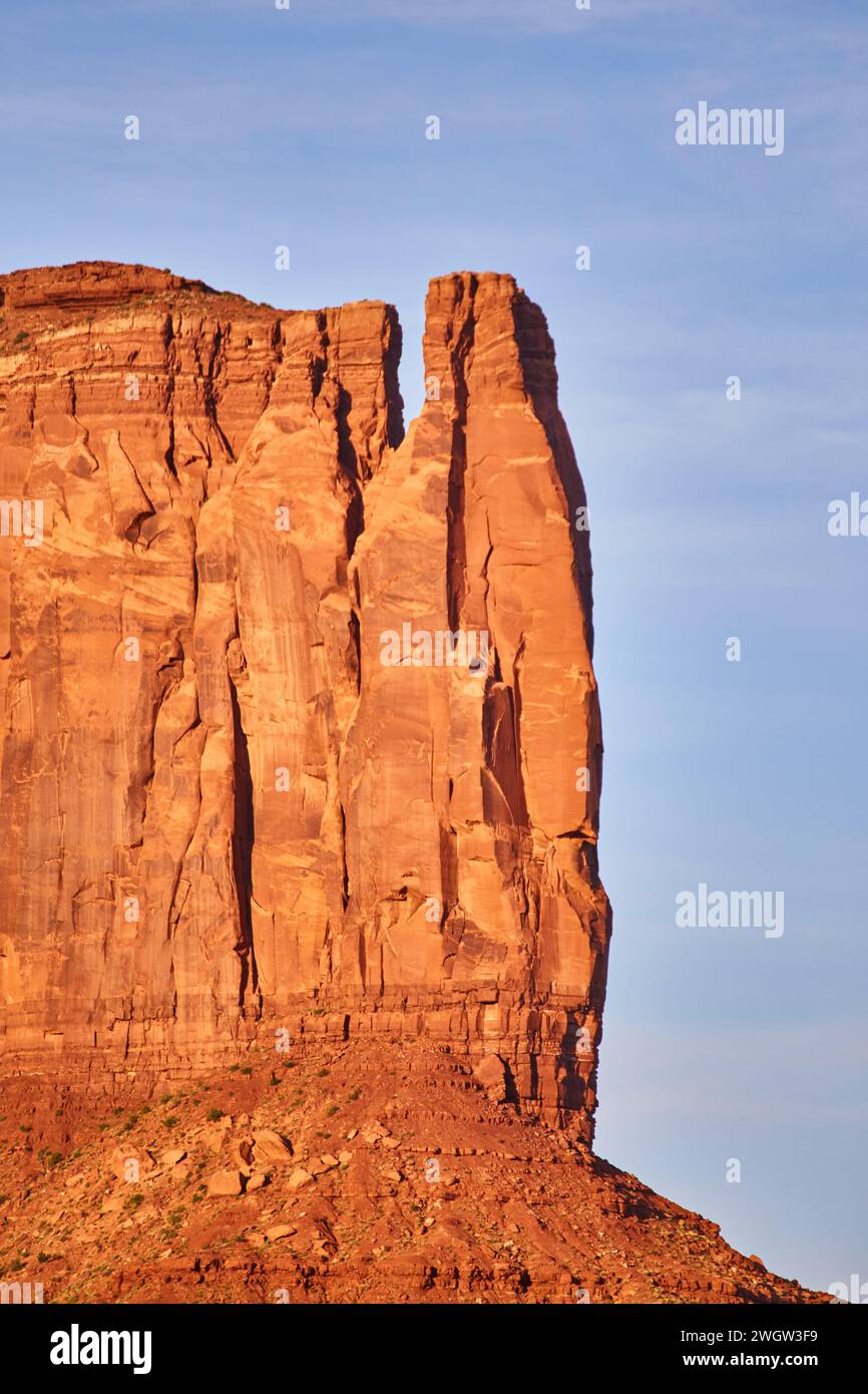 Golden Hour à Red Sandstone Butte à Monument Valley Banque D'Images