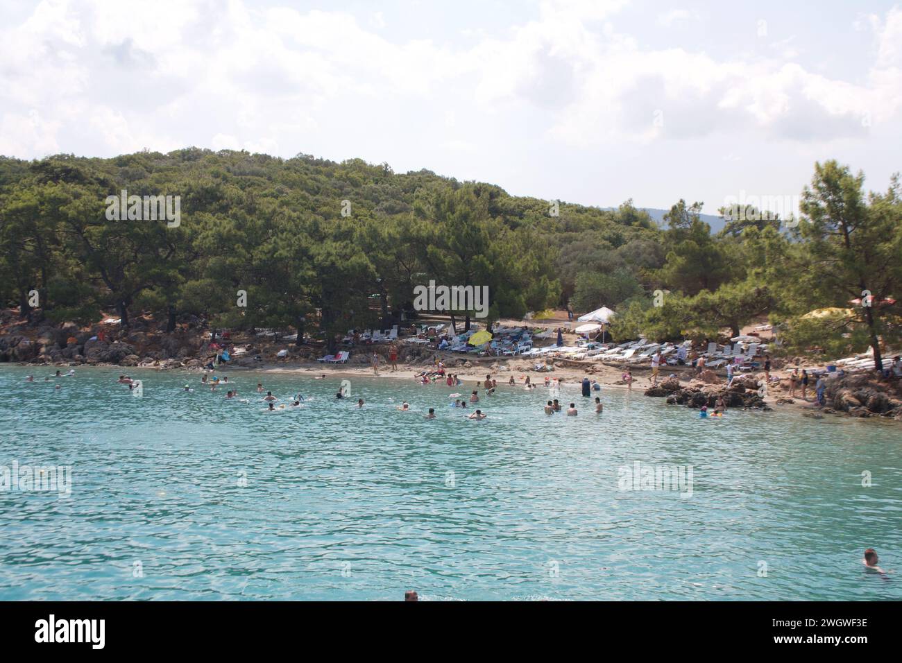 La plage de l'île de Sedir également connue sous le nom d'île Cléopâtre dans la province de Mugla, en Turquie Banque D'Images