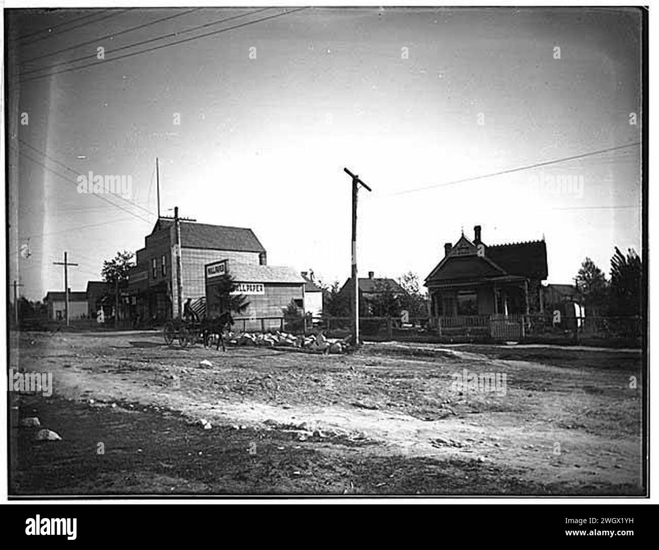 Résidence Arthur Church Warner située sur Kirkwood Ave et Kenilworth Ave près de Green Lake, à côté du Kirkwood Market, Seattle, probablement (WARNER, 260). Banque D'Images