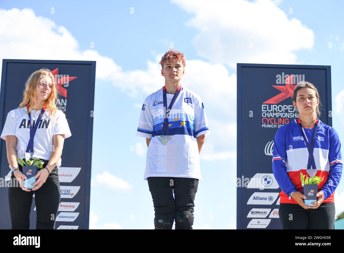 Femmes BMX Freestyle : Iveta Miculycova (CZE, médaille d'or), Kim Muller (GER, médaille d'argent), Laury Perez (FRA, médaille de bronze). Munich 2022 Banque D'Images