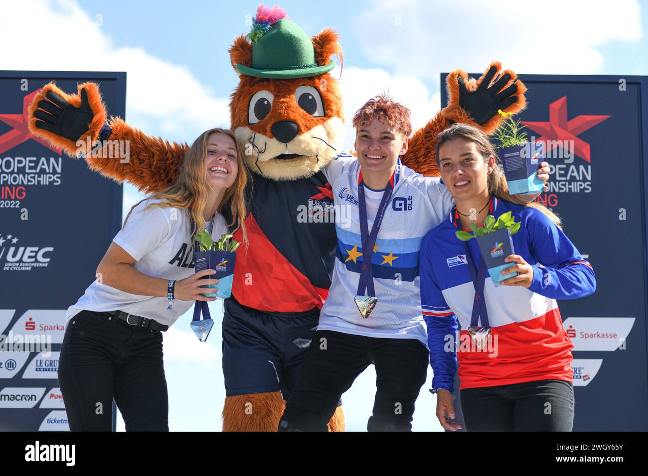 Femmes BMX Freestyle : Iveta Miculycova (CZE, médaille d'or), Kim Muller (GER, médaille d'argent), Laury Perez (FRA, médaille de bronze). Munich 2022 Banque D'Images