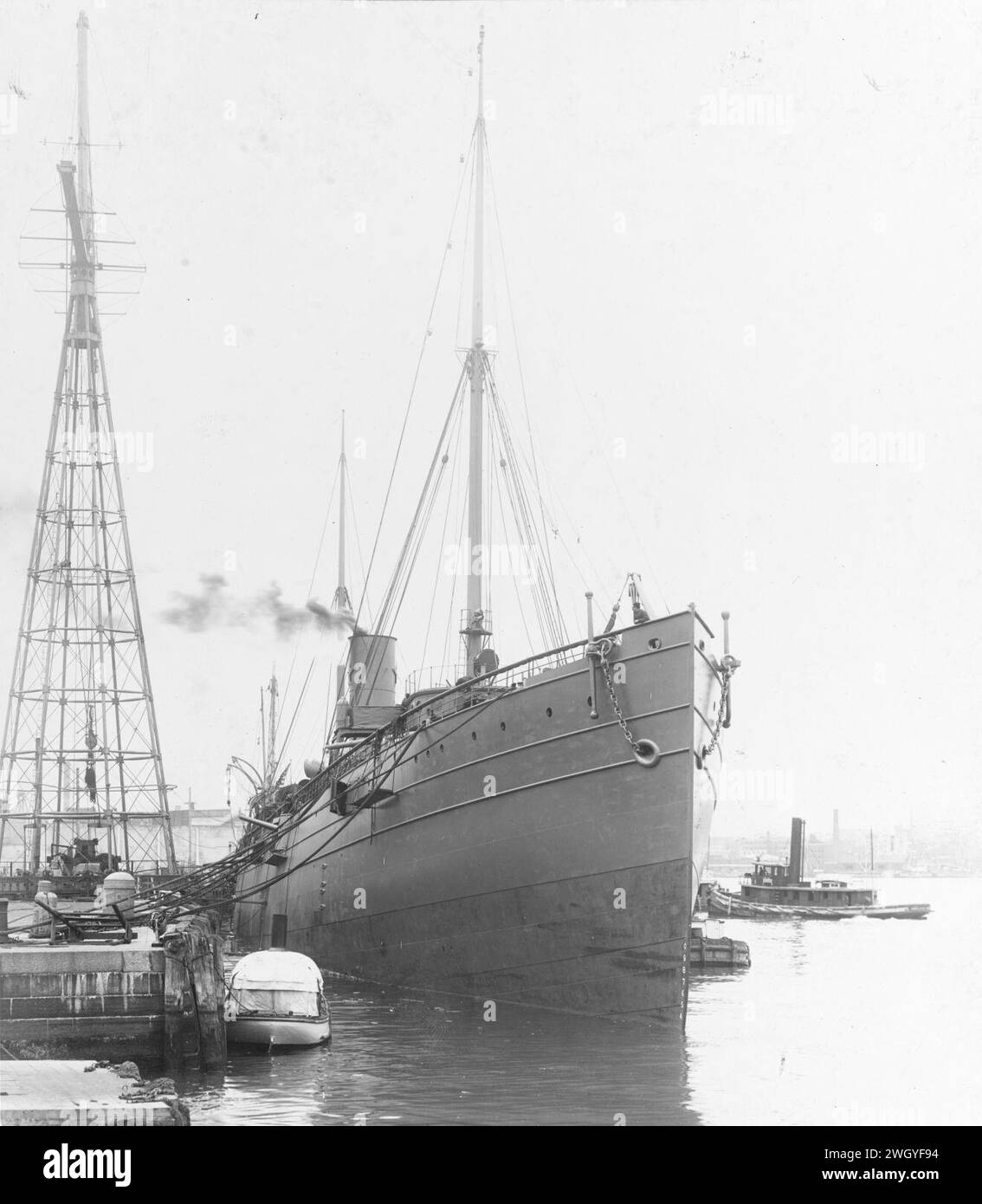 Croiseur auxiliaire USS Prairie au Brooklyn Navy Yard, en 1898 Banque D'Images