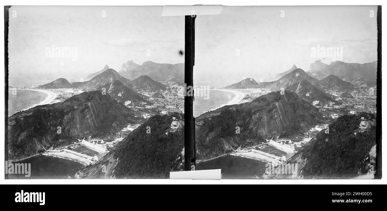 Bairros da Urca, Botafogo e Copacabana vistos do Morro do Pão de Açúcar Banque D'Images