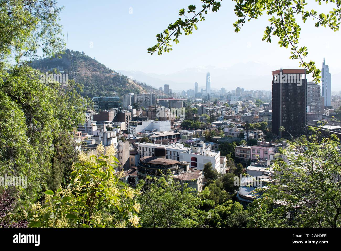 Vue époustouflante depuis la colline de Santa Lucia à Santiago, Chili Banque D'Images