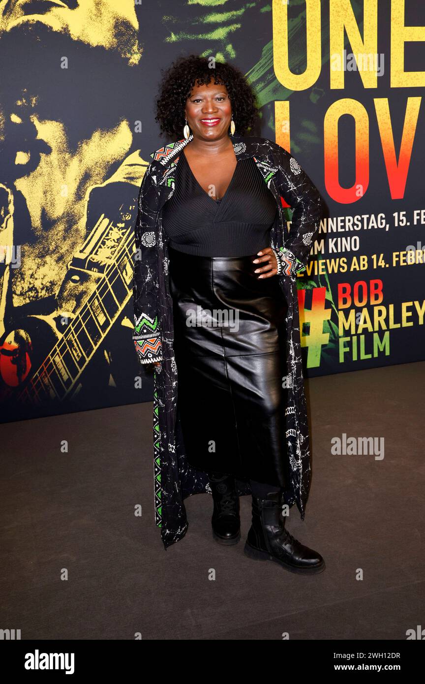 Thelma Buabeng BEI der Premiere des Kinofilms Bob Marley : One Love im Kino International. Berlin, 06.02.2024 *** Thelma Buabeng à la première du film Bob Marley One Love au Kino International Berlin, 06 02 2024 Foto:xS.xGabschx/xFuturexImagex Love 4236 Banque D'Images