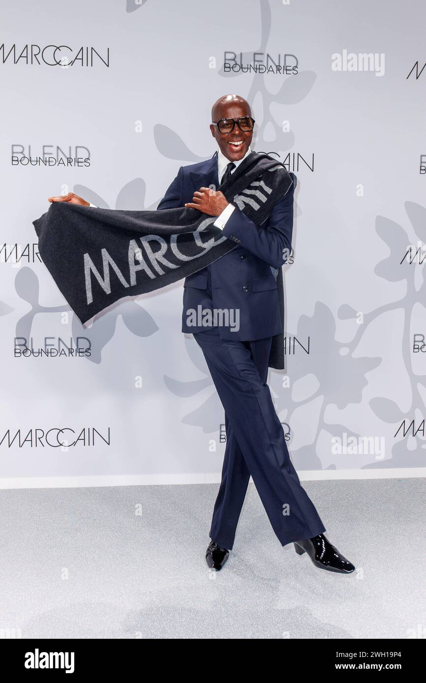 Fashion week Berlin - Marc Cain Fashion Show Bruce Darnell BEI der Marc Cain Fashion Show im Rahmen der Berliner Fashion week 2024 iin der Arena Berlin AM 06.02.2024. *** Fashion week Berlin Marc Cain Fashion Show Bruce Darnell au Marc Cain Fashion Show dans le cadre de la Berlin Fashion week 2024 iin the Arena Berlin le 06 02 2024 Copyright : xEventpressxKochanx Banque D'Images