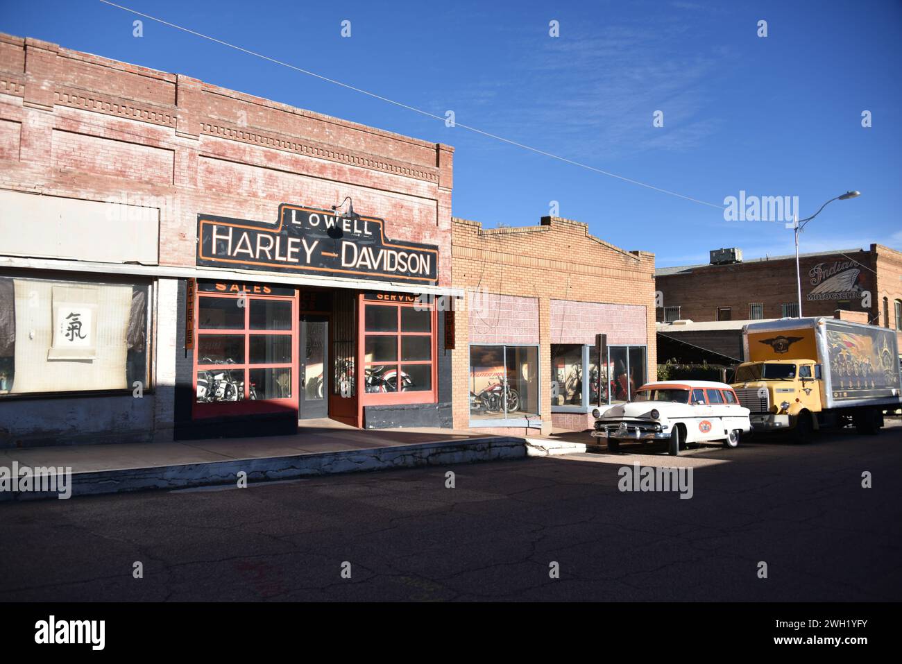 Lowell, Arizona, États-Unis d'Amérique 30 décembre 2023. Fondée en 1880, Lowell fait maintenant partie de Bisbee, Arizona. La plupart des maisons ont disparu près de la mine Lavender Open Pit Banque D'Images
