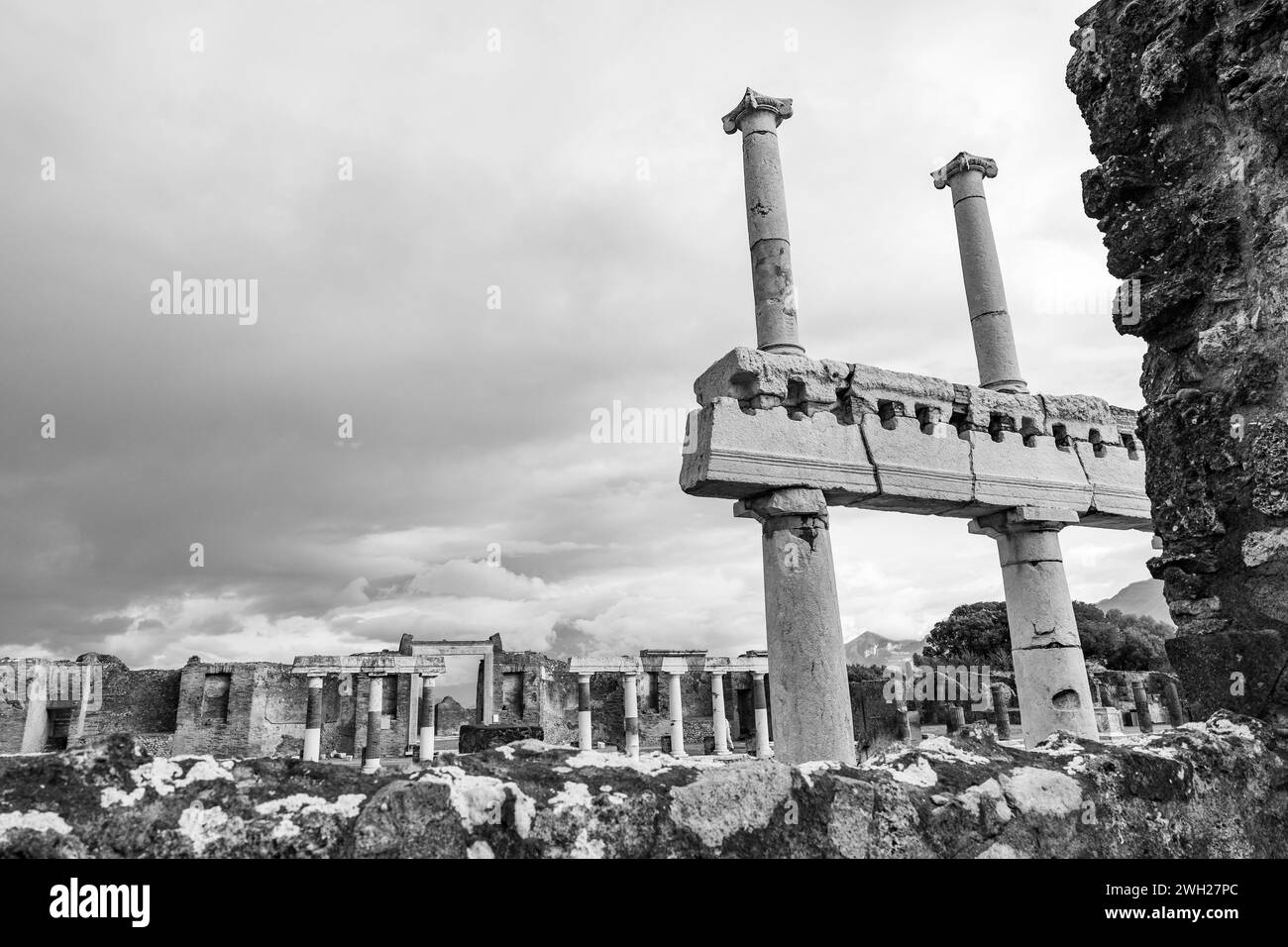 Visite de la ville de Pompéi qui a été couverte de cendres volcaniques après l'éruption du Vésuve, lieux touristiques en Italie. Banque D'Images