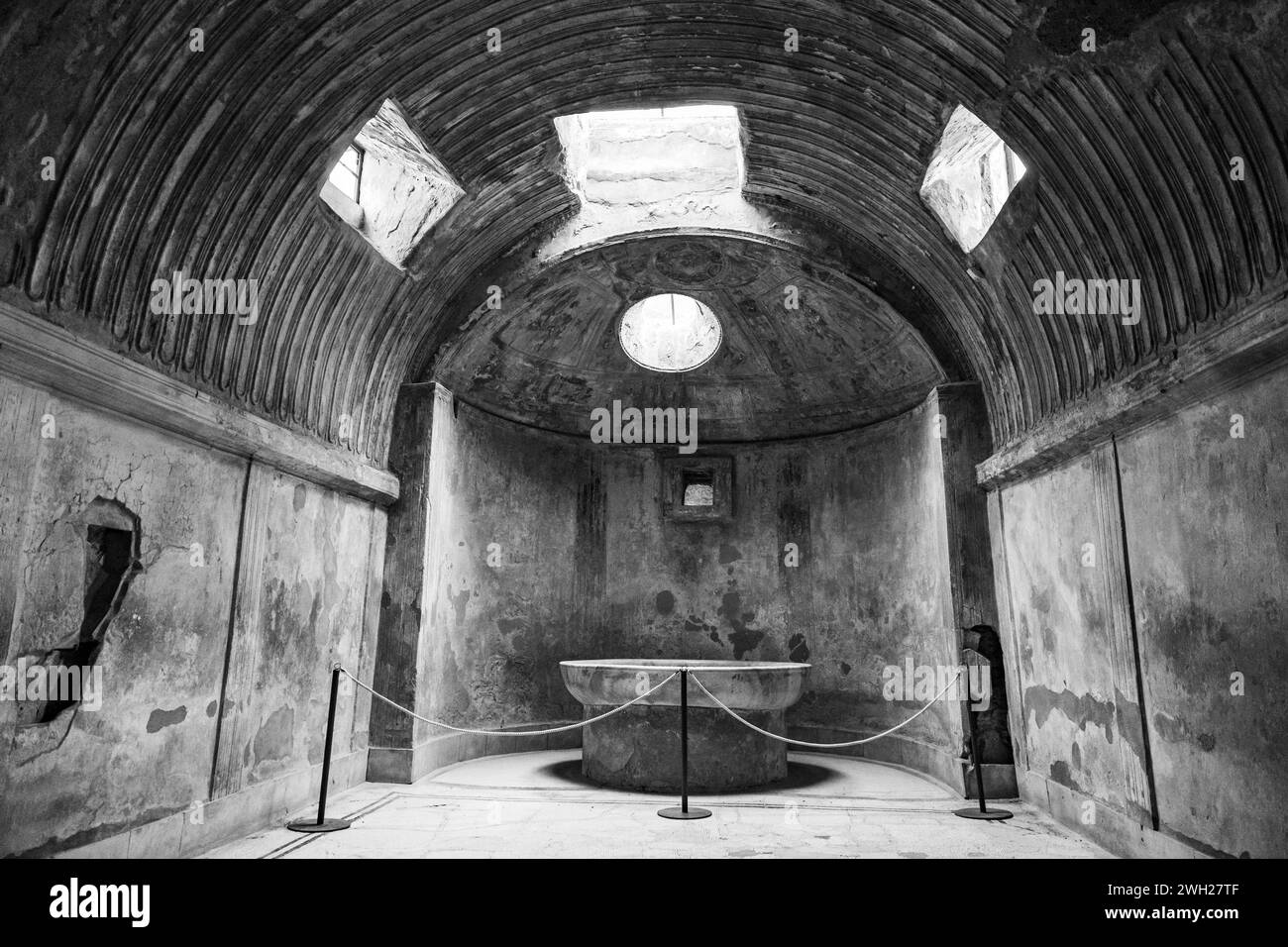 Visite de la ville de Pompéi qui a été couverte de cendres volcaniques après l'éruption du Vésuve, lieux touristiques en Italie. Banque D'Images