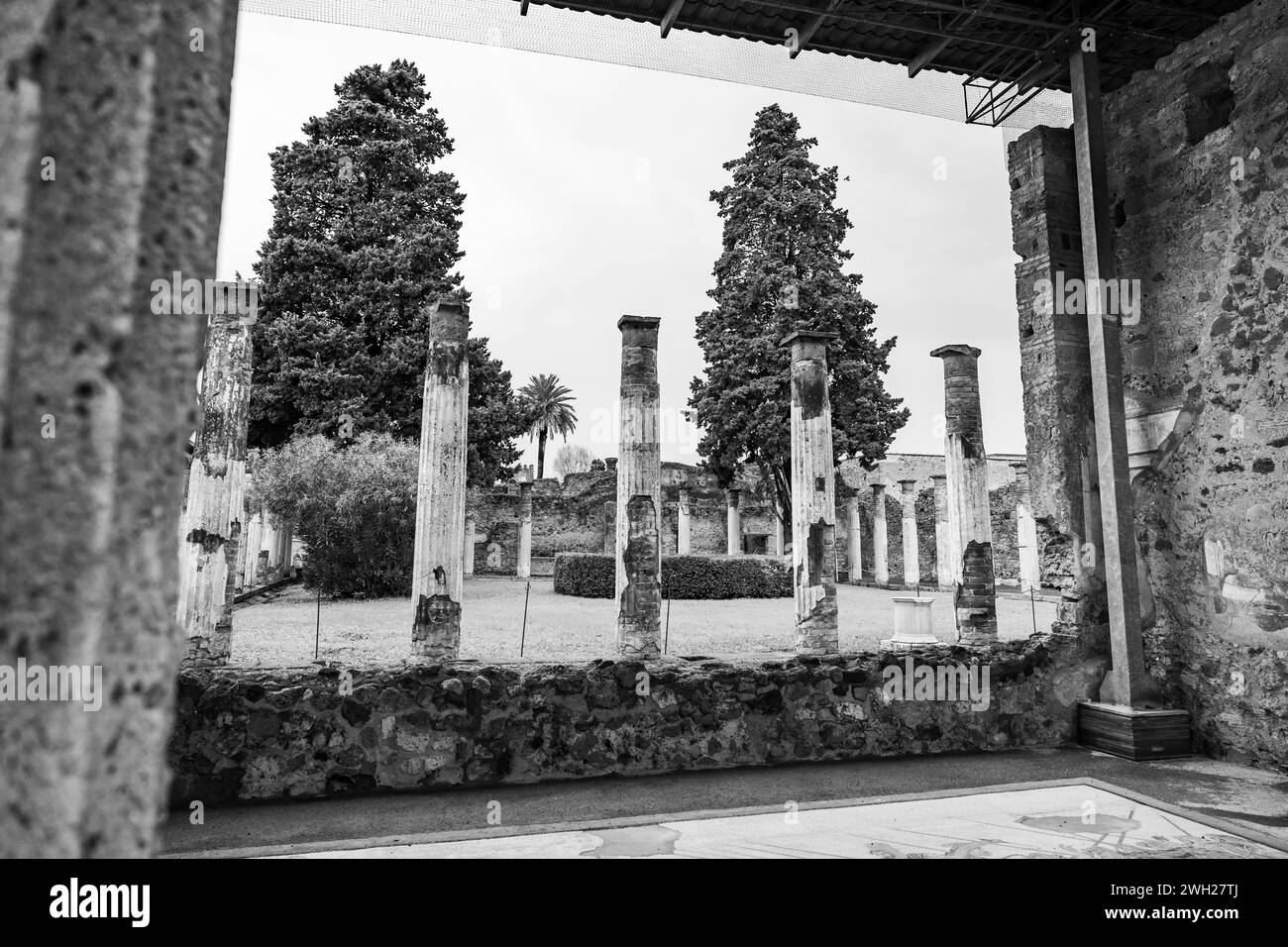 Visite de la ville de Pompéi qui a été couverte de cendres volcaniques après l'éruption du Vésuve, lieux touristiques en Italie. Banque D'Images