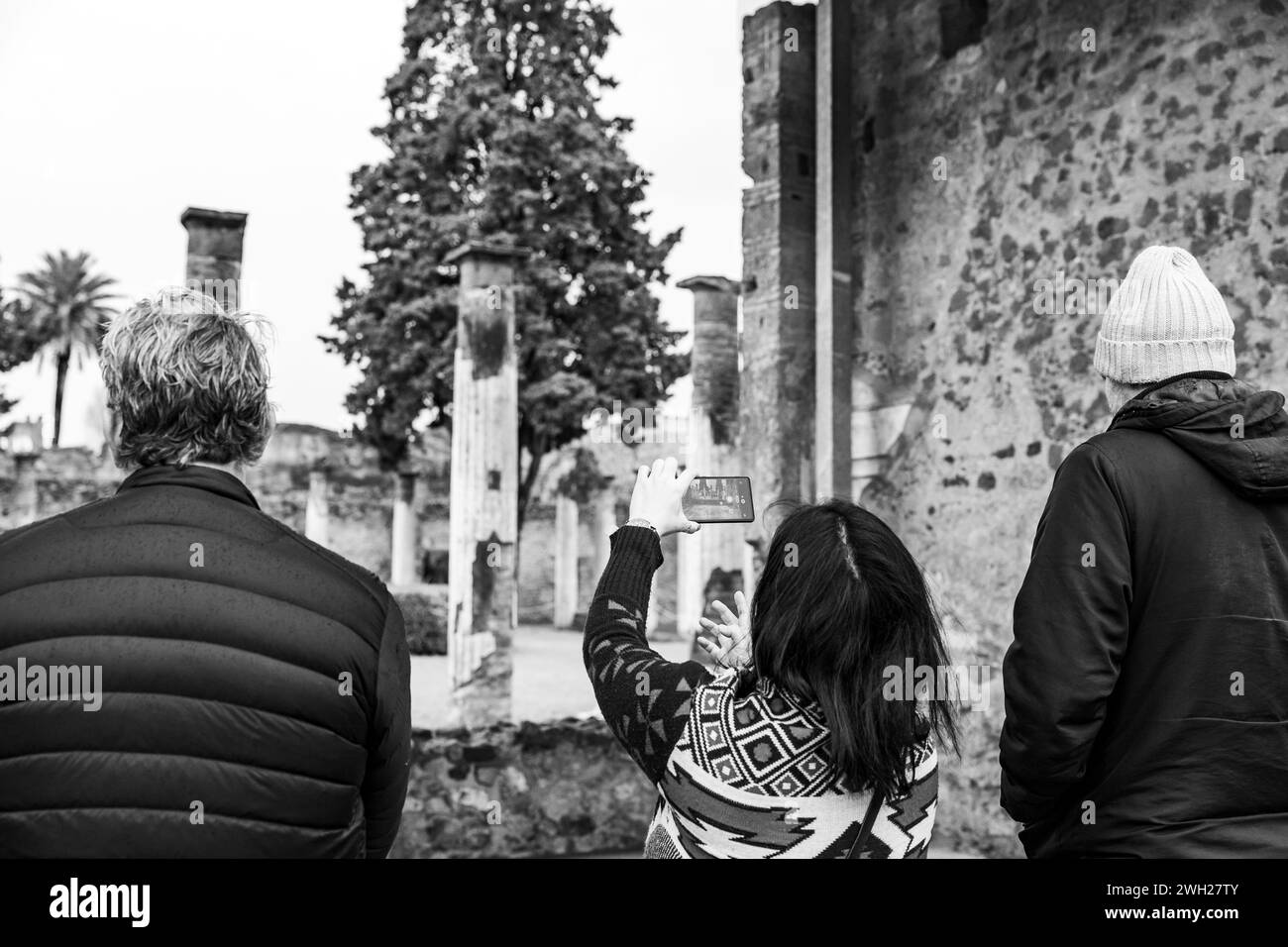 Visite de la ville de Pompéi qui a été couverte de cendres volcaniques après l'éruption du Vésuve, lieux touristiques en Italie. Banque D'Images