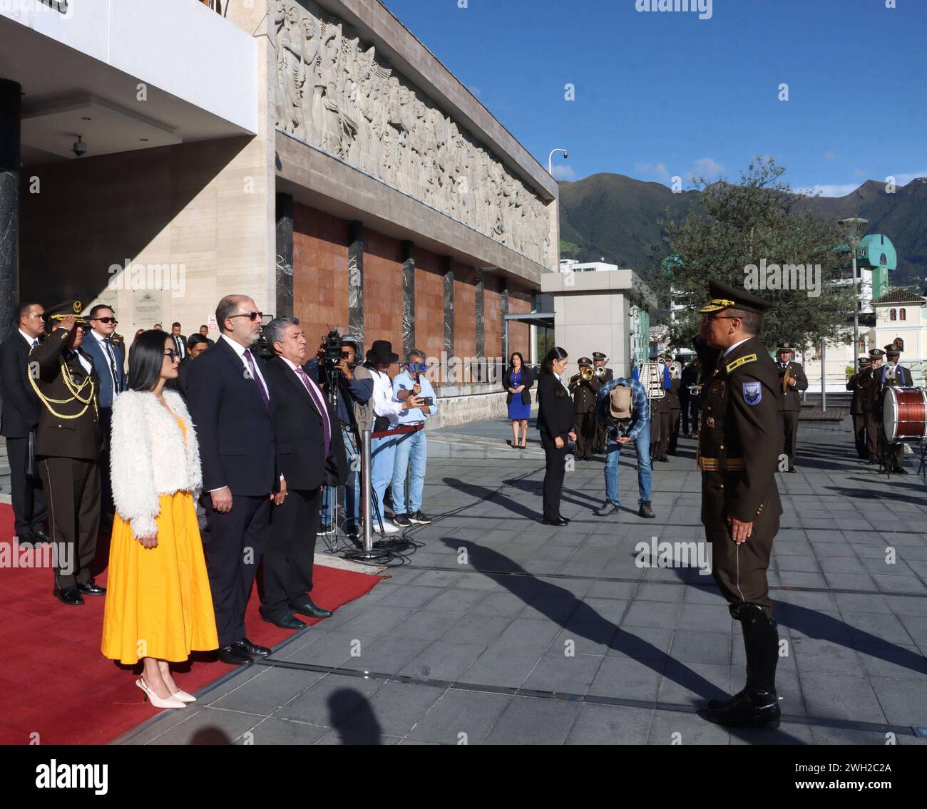 RELEVO-GUARDIA-ESCOLTA-LEGISLATIVA Quito, miÃ rcoles 7 de febrero del 2024 Ceremonia de Relevo de Guardia de la Escolta Legislativa , con la Presencia del Presidente de la Asamblea Nacional Henry Kronfle, en el Palacio Legislativo. Rolando Enriquez/API Quito Pichincha Ecuador POL-RELEVO-GUARDIA-ESCOLTA-LEGISLATIVA-ac6c9c0ed8625e19ccbe017ece0ec0e6 *** LIBÉRATION DU GARDIEN DE L'ÉCOLE LÉGISLATIVE Quito, mercredi 7 février 2024 cérémonie du Relais de garde de l'escorte législative, avec la présence du Président de l'Assemblée nationale Henry Kronfle, au Palais législatif photos Rolando Banque D'Images