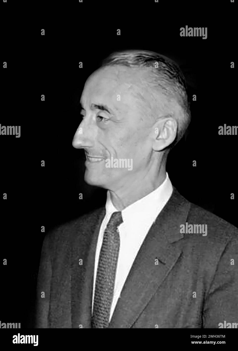 Jacques Cousteau. Portrait de l'océanographe français Jacques-Yves Cousteau (1910-1997) à la Maison Blanche en 1961 Banque D'Images