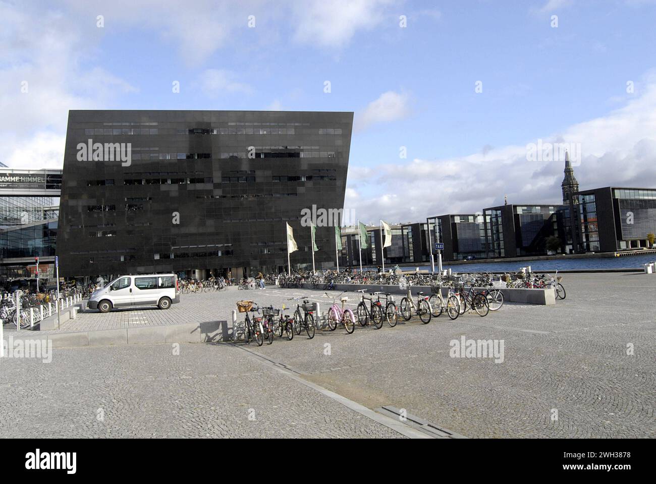 DANEMARK / COPENHAGUE   Black Diamond sorte diamont fait partie de la bibliothèque royale danoise 20 Oct. 2011 PHOTO DE FRANCIS JOSEPH DEAN / DEAN PICTURES Banque D'Images