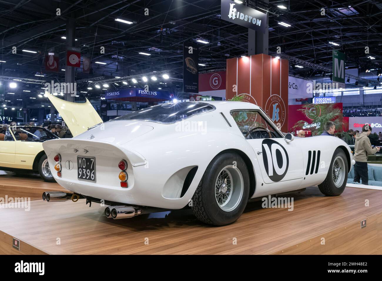 Paris, France - Rétromobile 2024. Focus sur une Bianco 1962 Ferrari 250 GTO. Châssis n° 3729 GT. Banque D'Images
