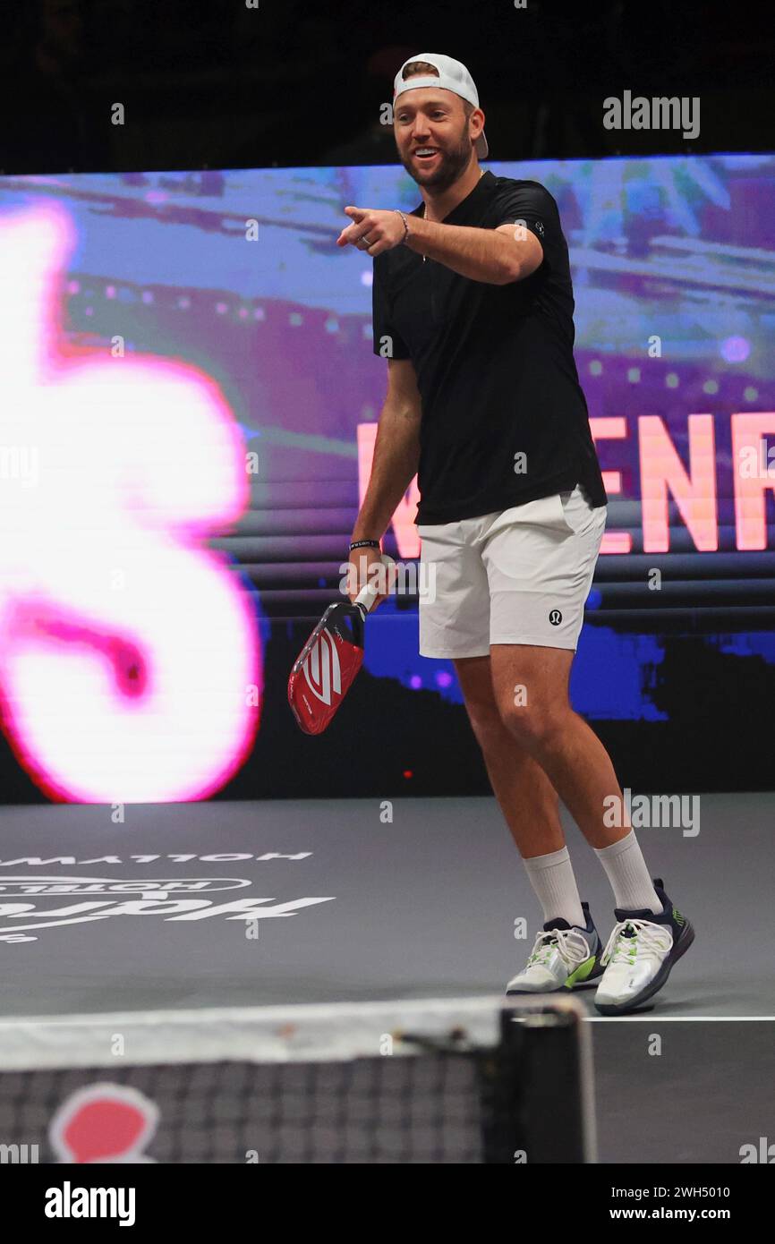 Jack Sock profite d'un moment au Hard Rock Live au Seminole Hard Rock Hotel & Casino le 4 février 2024 à Hollywood, FL. Jack Sock/Andre Agassi ont vaincu John McEnroe/James Blake 11-7, 9-11, 11-8 (crédit : Paul Fong/image of Sport) Banque D'Images