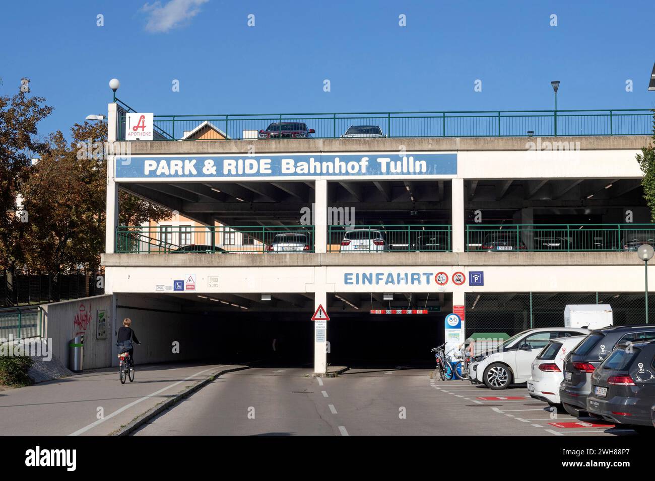 Park & Ride, gare de Tulln, basse-Autriche, Autriche Banque D'Images