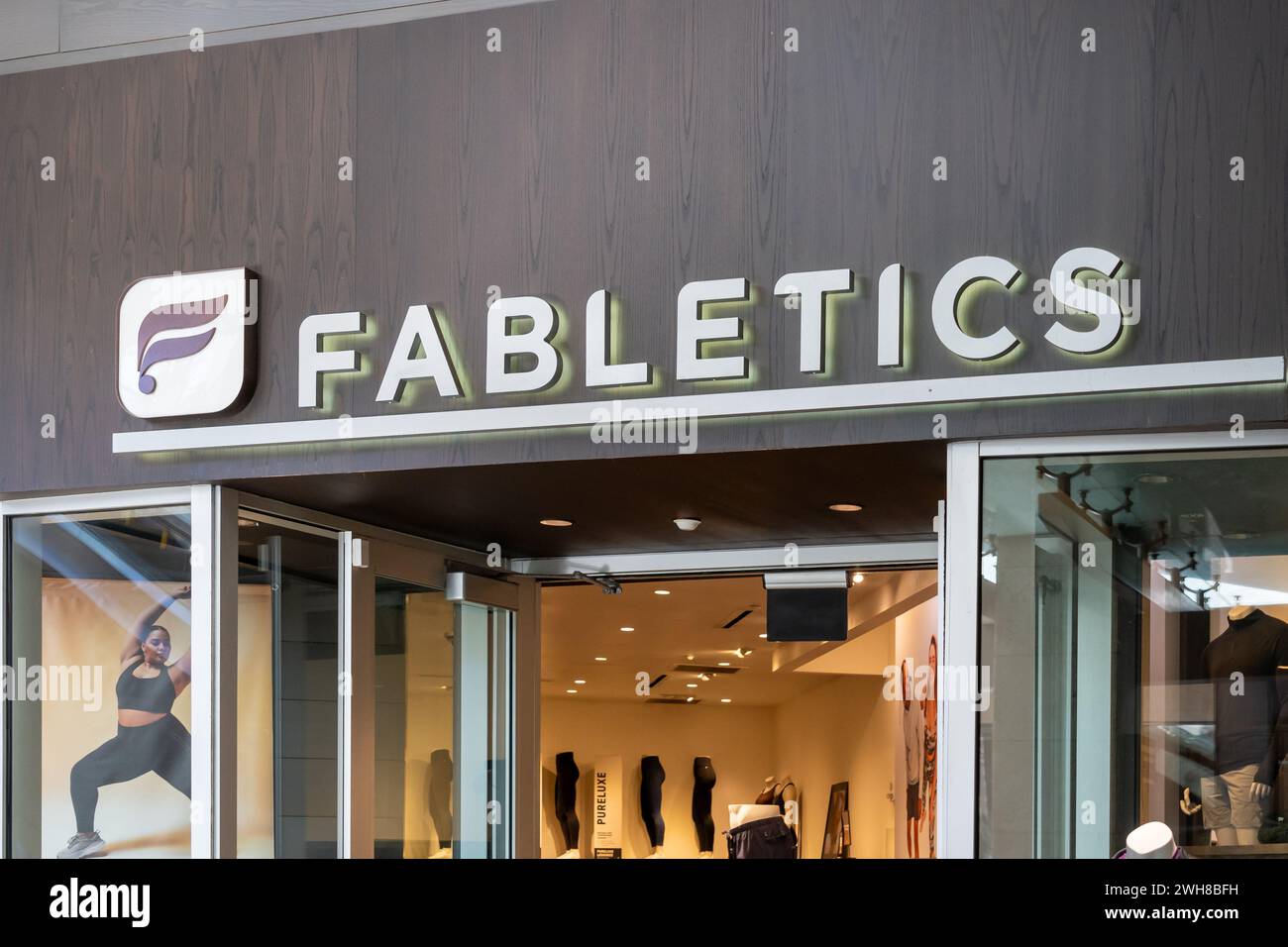 Un magasin Fabletics dans un centre commercial à Waikiki, Hawaï. Banque D'Images